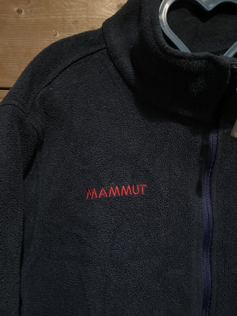 MAMMUT BASELAYER FLEECE JACKET (Category: Coats, Jackets and Outerwear) located in Naga. Submitted by foryouandhercloset (Listing ID 1464463281, Image 3). Description: MAMMUT BASELAYER FLEECE JACKET XL on tag 22x27 on tape Issue: 3 repaired so rang liit nanpinholes, check last pic.