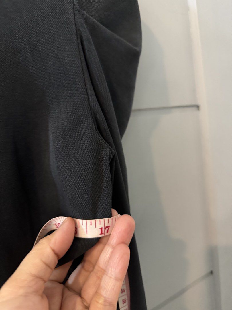 MANGO WOMEN DARK GRAY LONGSLEEVE (S) (Category: Longsleeves) located in Lipa City. Submitted by upcycle_alley (Listing ID 1464521863, Image 3). Description: .