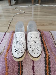 (Category: ) located in . Submitted by alluringvenus.thriftshop (Listing ID 1464361767, Image 1). Description: .
