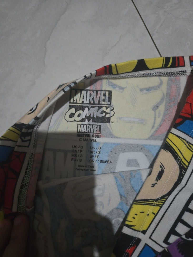Marvel skirt Forever 21 (Category: Skirts) located in Pasig City. Submitted by izzy0202 (Listing ID 1464394067, Image 2). Description: - Cool Marvel Comics tee - Features iconic heroes: Spider-Man, Iron Man, Hulk, Wolverine, Captain America, Thor, and Batman - High-quality print - Size: S - Perfect for any Marvel fan.