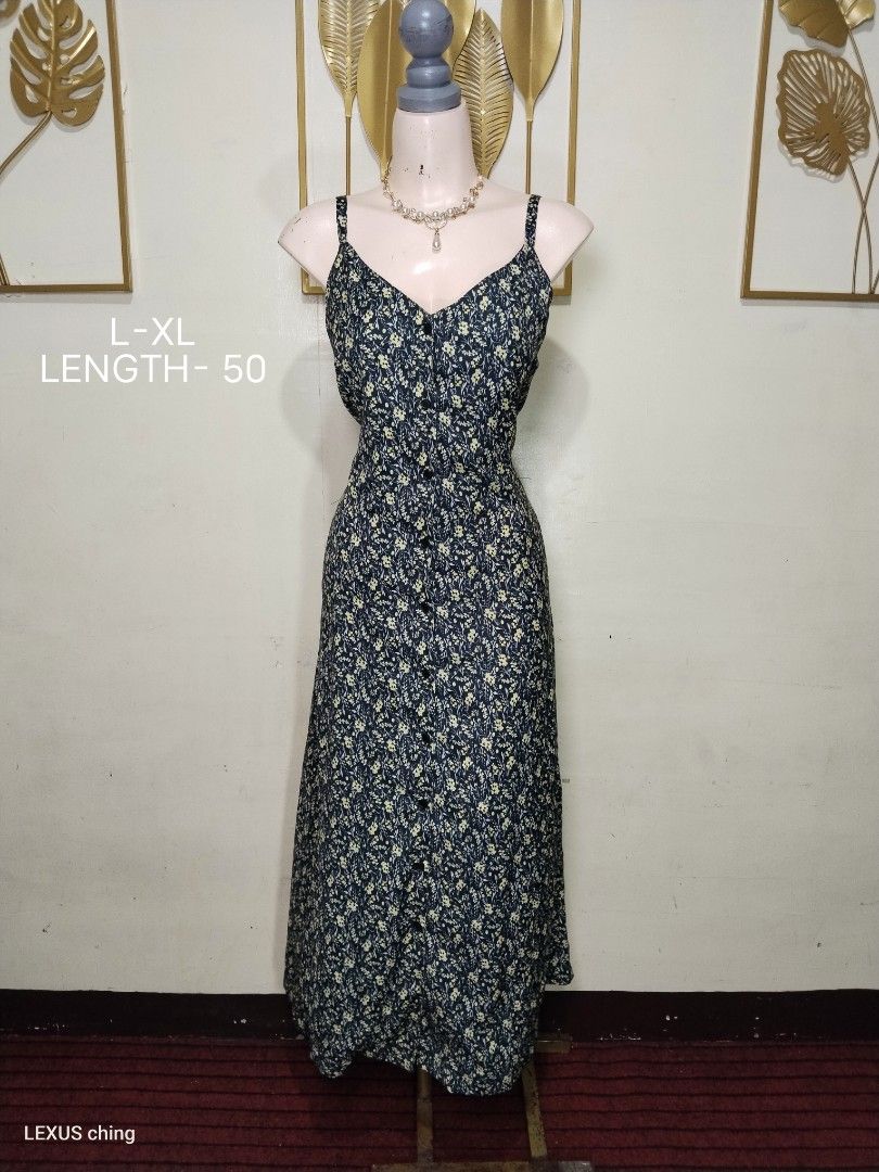 Maxi ditsy floral buttons down with spaghetti straps. (Category: Dresses) located in Manila. Submitted by lexusthrift1995 (Listing ID 1464407250, Image 1). Description: Size- LARGE to XL Length- 50 good condition ‼️400.pesos plus shipping fee 💸MODE OF PAYMENT- GCASH payment first 🚛MODE OF DELIVERY- J&T or LALAMOVE 📍LOCATION- NORTH CALOOCAN CAMARIN BRGY.177 1705 SUNFLOWER STREET. 🗒Note: Please manage your expectations ✅Color: may vary due to l