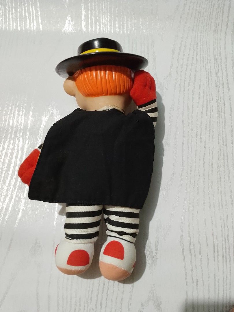 McDonald's Hamburglar Doll (Category: Figurines & Statues) located in Pasay City. Submitted by daryl.08 (Listing ID 1464379646, Image 2). Description: .