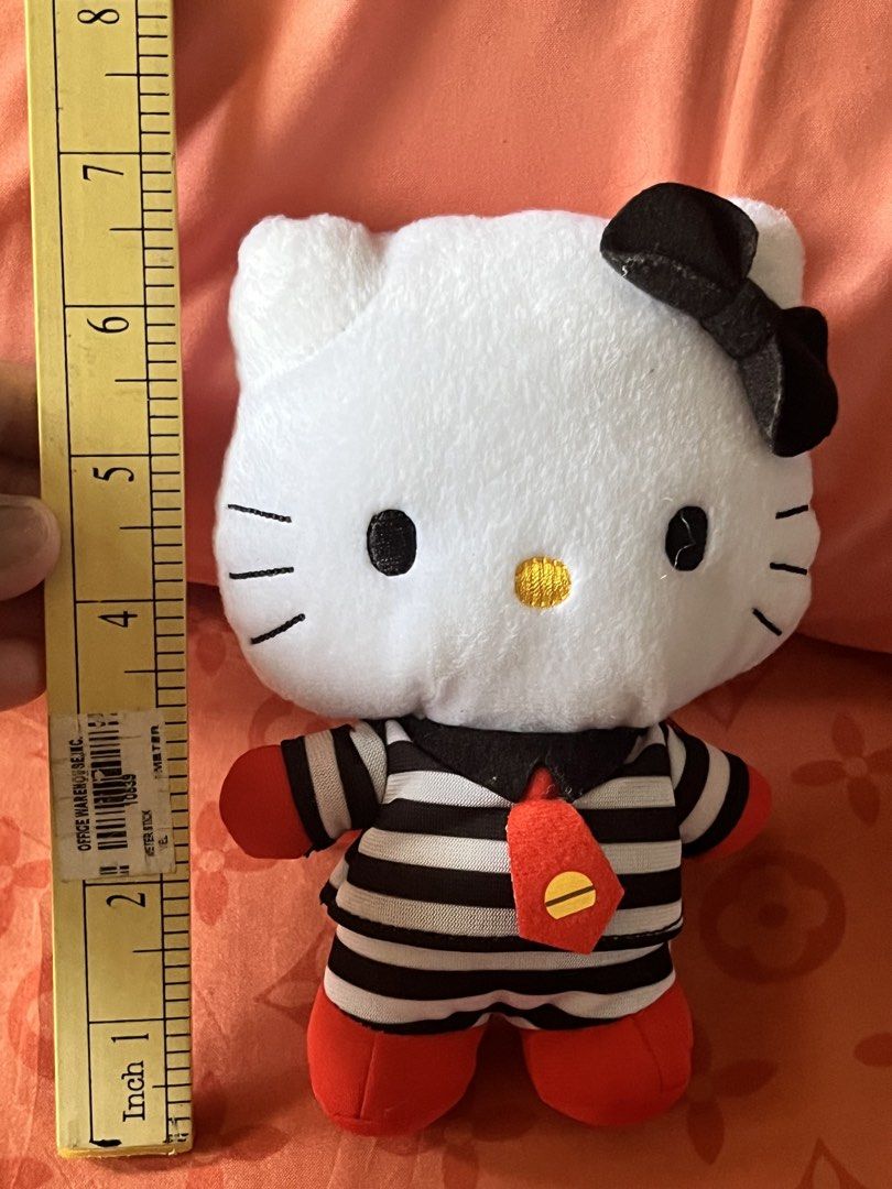 McDonald’s hello kitty plush #7 (Category: Plushies & Soft Toys) located in Paranaque City. Submitted by bonsaiart (Listing ID 1464467456, Image 1). Description: Pre owned Good condition 400+sf Payment via gcash or paymaya Shipping via j&t.