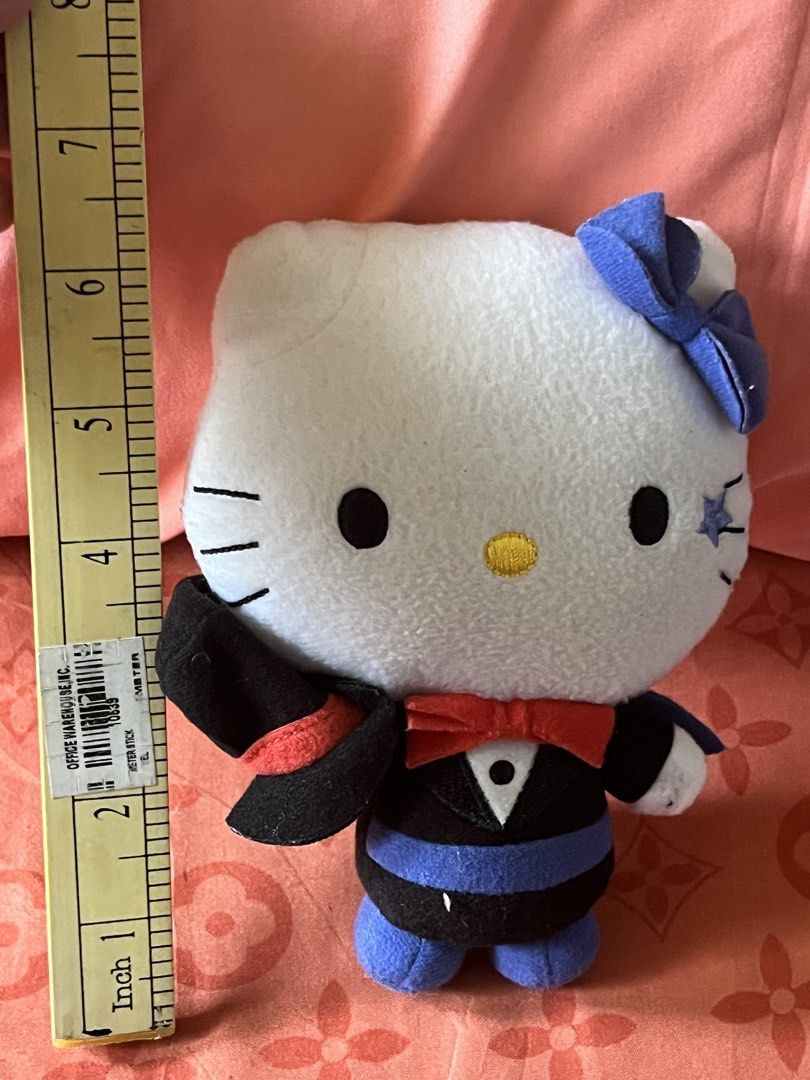 McDonald’s helloKitty plush #6 (Category: Plushies & Soft Toys) located in Paranaque City. Submitted by bonsaiart (Listing ID 1464467155, Image 3). Description: Pre owned Good condition 400+sf Payment via gcash or paymaya Shipping via j&t.