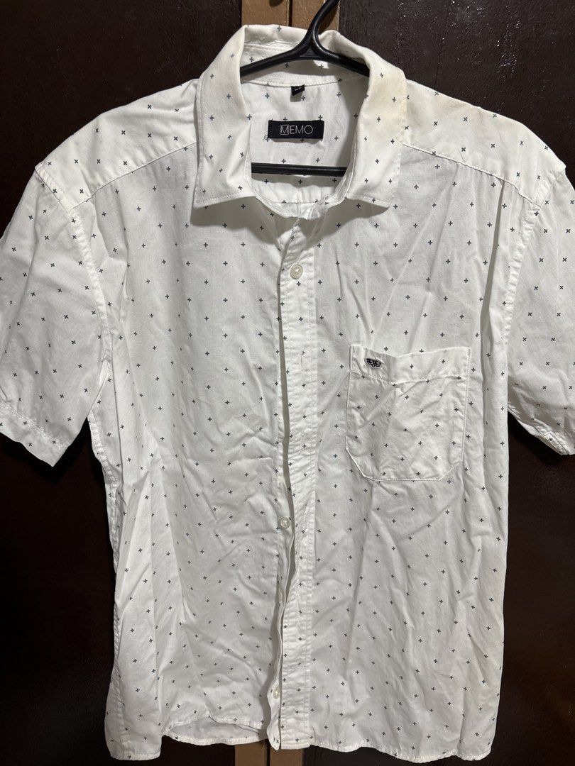 Memo Men's Polo (Category: Tshirts & Polo Shirts ) located in Quezon City. Submitted by den.declutters (Listing ID 1464567889, Image 1). Description: .