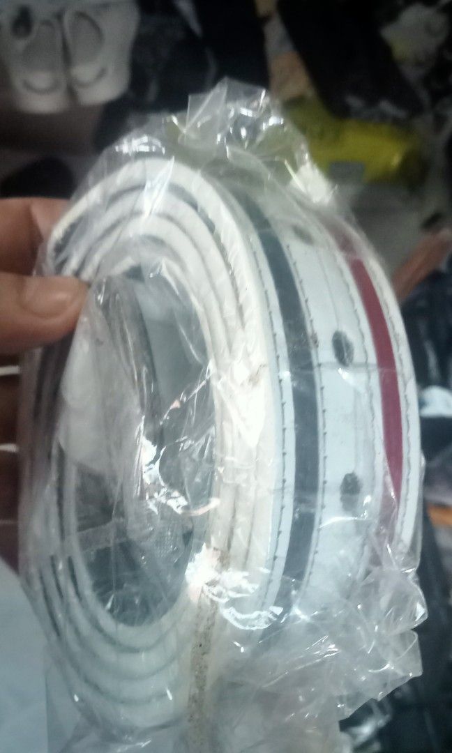 Men's belt (Category: Belts) located in Paranaque City. Submitted by dimaguilaa94969 (Listing ID 1464497376, Image 1). Description: pm if int 09260966619.