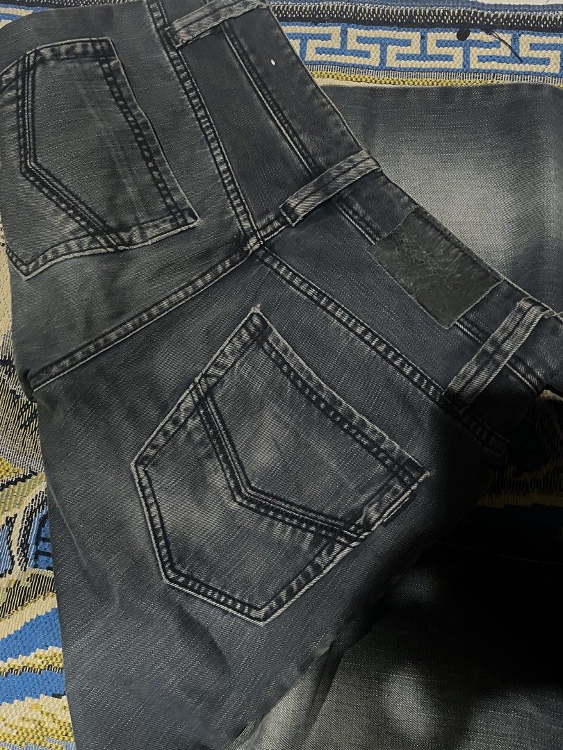 Men's Dark Wash Bootcut Jeans (Category: Jeans) located in Davao. Submitted by aleck.collections (Listing ID 1464450994, Image 3). Description: W-32 L-43.5 - Dark wash denim jeans - Bootcut fit cut - Classic five-pocket styling - Button and zip fly closure - Subtle fading on thighs and knees - Versatile for casual or smart-casual outfits - Great for everyday wear.