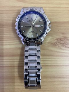 (Category: ) located in . Submitted by yiyiloo (Listing ID 1464400951, Image 1). Description: .