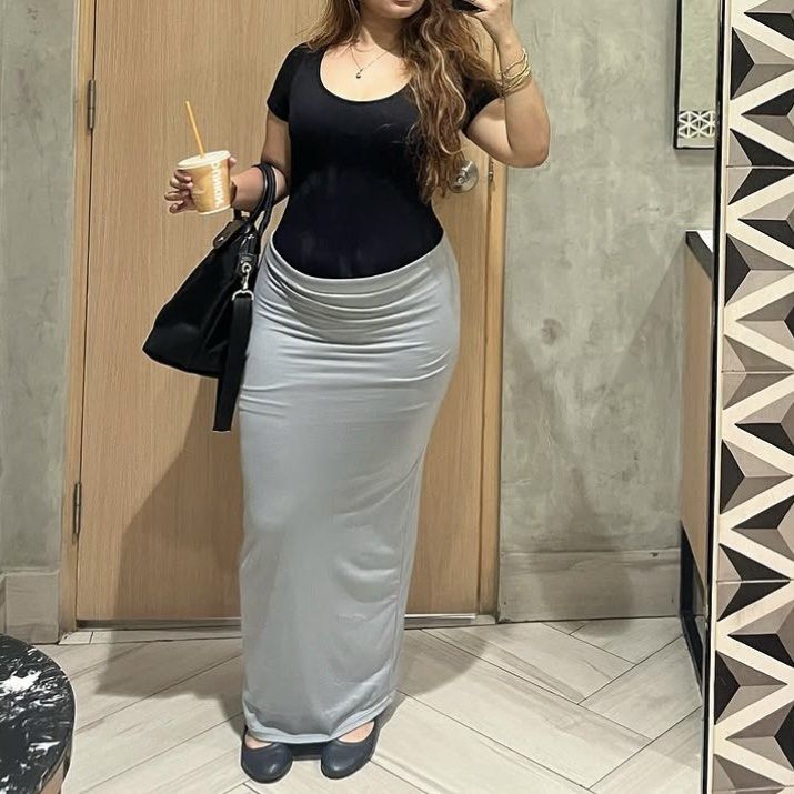 MERA Light Grey Draped Foldover Waist Maxi Skirt - Size Medium (Category: Skirts) located in Pasay City. Submitted by fromtheashes (Listing ID 1464463231, Image 1). Description: .