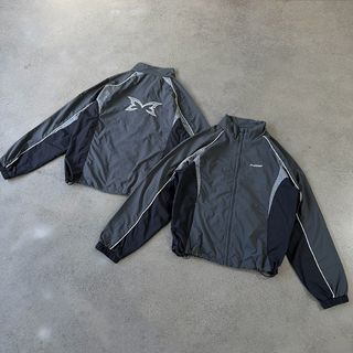 (Category: ) located in . Submitted by moneygarments (Listing ID 1464373533, Image 1). Description: .