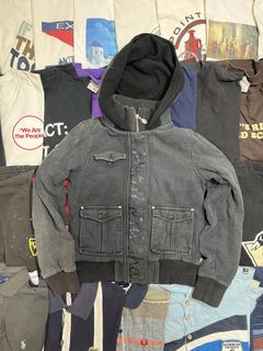 (Category: ) located in . Submitted by plainclothesdept (Listing ID 1464533344, Image 1). Description: .