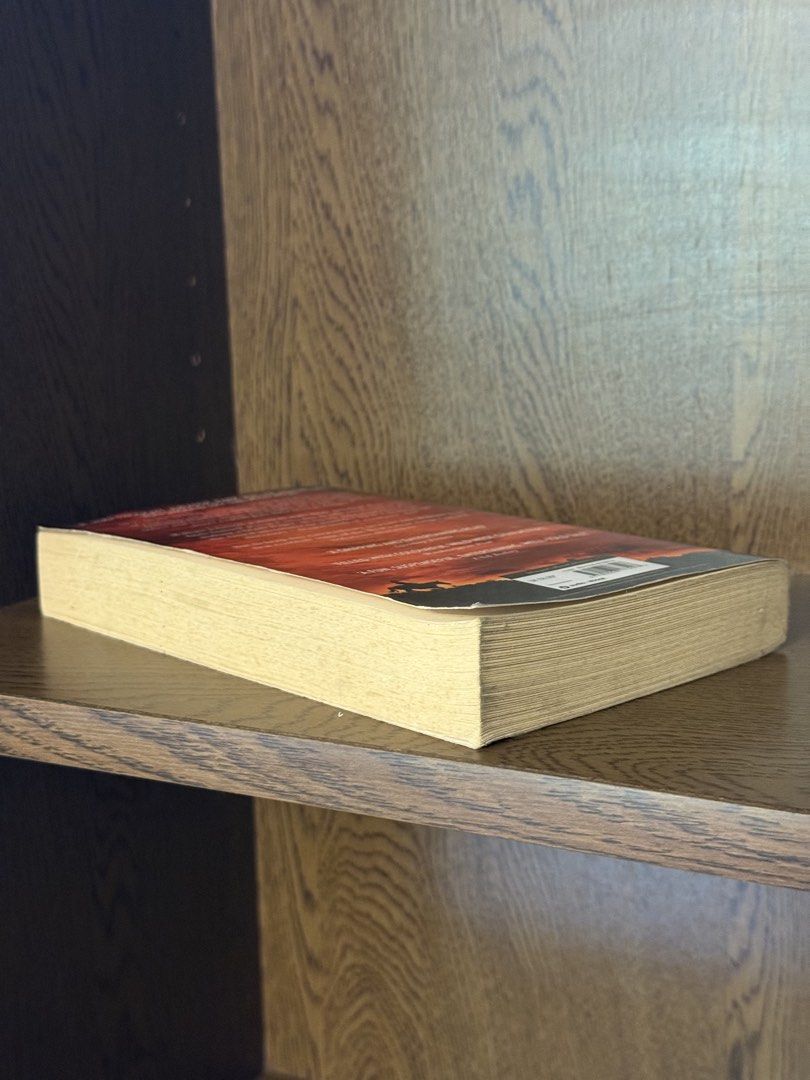 Michael Crichton Dragon Teeth (Category: Storybooks) located in Rodriguez. Submitted by bmade08 (Listing ID 1464515817, Image 3). Description: - Michael Crichton's 'Dragon Teeth' novel - Paperback edition With minimal spine crease and foxing Never read.