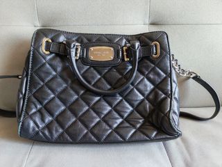 （分類：）位於 。 由 tracysellerr 提交（商品編號 1464379315，圖片 1）。簡介： 。