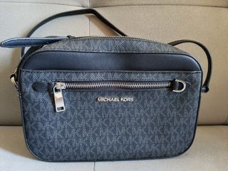 （分類：）位於 。 由 tracysellerr 提交（商品編號 1464381367，圖片 1）。簡介： 。