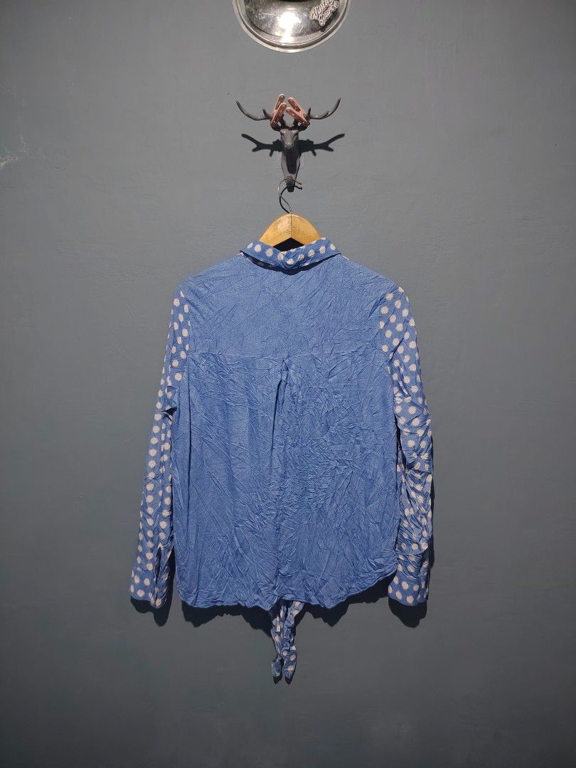Michael Kors Blue Polka Dot Button-Up (Category: Blouses) located in Cavite. Submitted by lookksph (Listing ID 1464552641, Image 2). Description: FOR SALE LARGE ON TAG NO ISSUE PM FOR MORE DETAILS MORE OF PAYMENT G CASH.