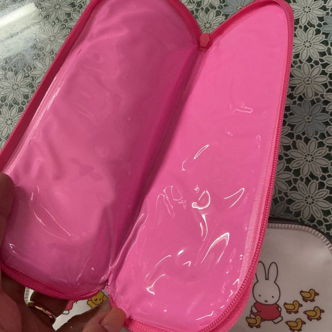 Miggy & hkitty pouch (Category: Educational & Learning Toys) located in Angeles City. Submitted by goodbuysathome (Listing ID 1464398587, Image 3). Description: From Korea add sf 55 Gcash payment .