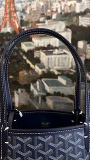(Category: ) located in . Submitted by iconic.bag (Listing ID 1464389462, Image 1). Description: .