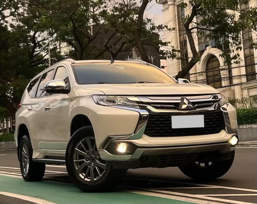 Mitsubishi Montero GLX SPORT Auto (Category: Used Cars) located in Quezon City. Submitted by mmicars (Listing ID 1464499488, Image 1). Description: 2018 acquired Montero Sport GLX Automatic 1st Owned P798,000 cash price 👍 Accept trade-in & financing @ P900k base price value: 30% dp balance 4 yrs. : 30% dp: 270k Chattel : 59,300 4 yrs: 24,156 100% all oeiginal paint Very fresh & clean on & out No dents & scratches No accident history Well preserv