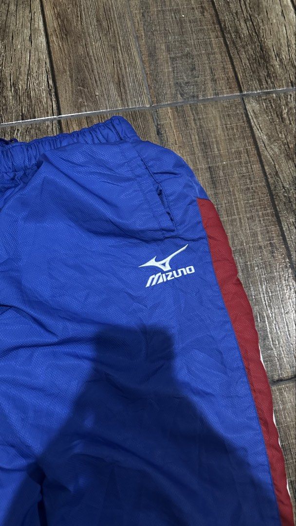 MIZUNO TRACKPANTS (Category: Joggers) located in Manila. Submitted by urban-vintage_2 (Listing ID 1464417485, Image 2). Description: ISSUE: NONE (NEED WASH) MOP :GCASH (NO COD) SHIP VIA: LALAMOVE & J&T LOCATION: PASIG CITY LENGTH: 40 HEM : 8-9 WIDTH : 28-34 .