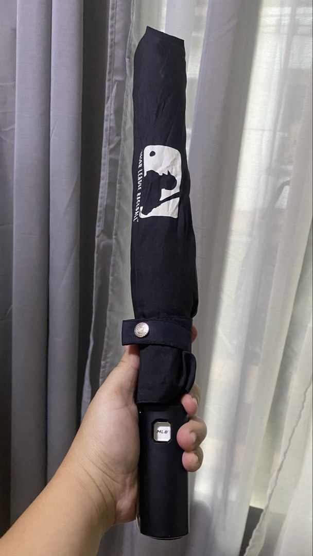 MLB Black Matic Umbrella (Category: Umbrellas) located in Lapu Lapu. Submitted by any_thrift (Listing ID 1464516439, Image 2). Description: In good condition Thrifted Korean Surplus Looks new but with few not visible signs of wear .