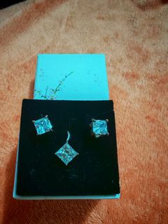(Category: ) located in . Submitted by voxsummer88 (Listing ID 1464378863, Image 1). Description: .