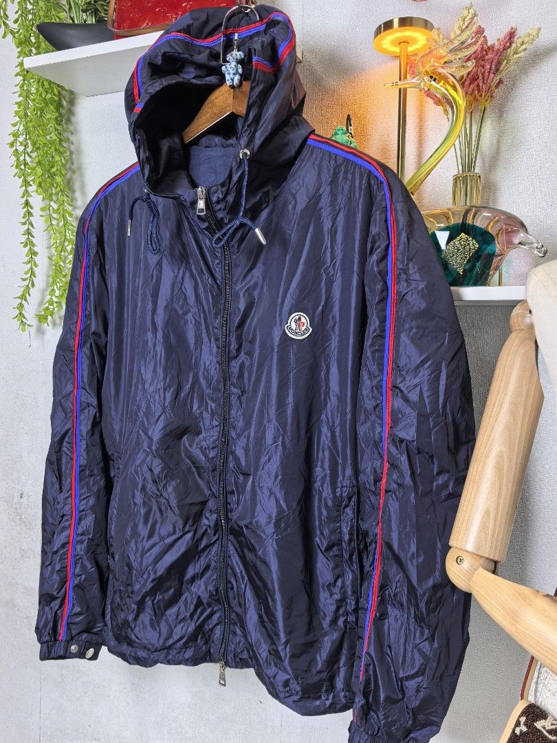 Moncler windbreaker jacket (Category: Luxury Apparel) located in Baguio. Submitted by ashzachary (Listing ID 1464491273, Image 2). Description: Moncler windbreaker jacket Condition :Excellent condition Color rate 10/10 Size :large Inches:W/L No issues No flaws Super ganda sa personal Pm. More details Good quality Plsss 📌No Bogus 📌No return MOP What you see is what you get PALAWAN, CEBUNA GCASH AND BDO Reminder😊 We're selling thrifted clothes s