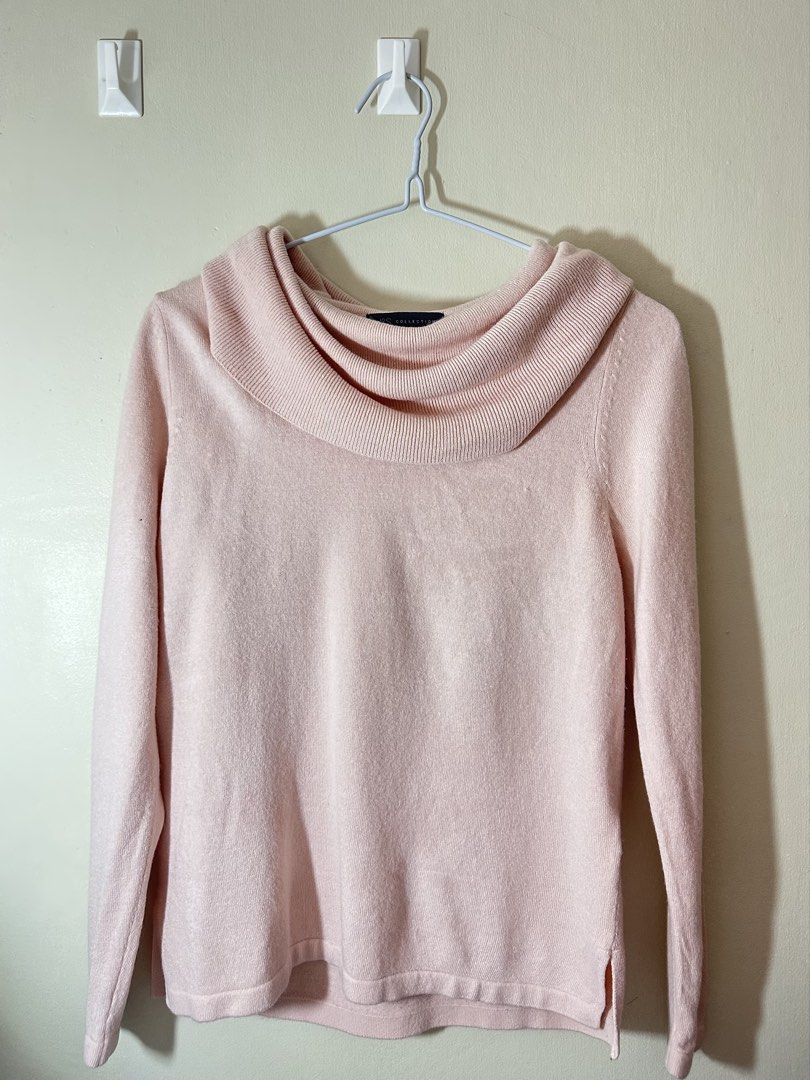 M&S Collection Pink Cowl Neck Sweater (Category: Coats, Jackets and Outerwear) located in Baguio. Submitted by archivedbyj (Listing ID 1464389771, Image 1). Description: - Soft pink sweater from M&S Collection - Features a cozy cowl neck - Ideal for layering or wearing on its own - Simple and classic design - Versatile: looks great with jeans or skirts.