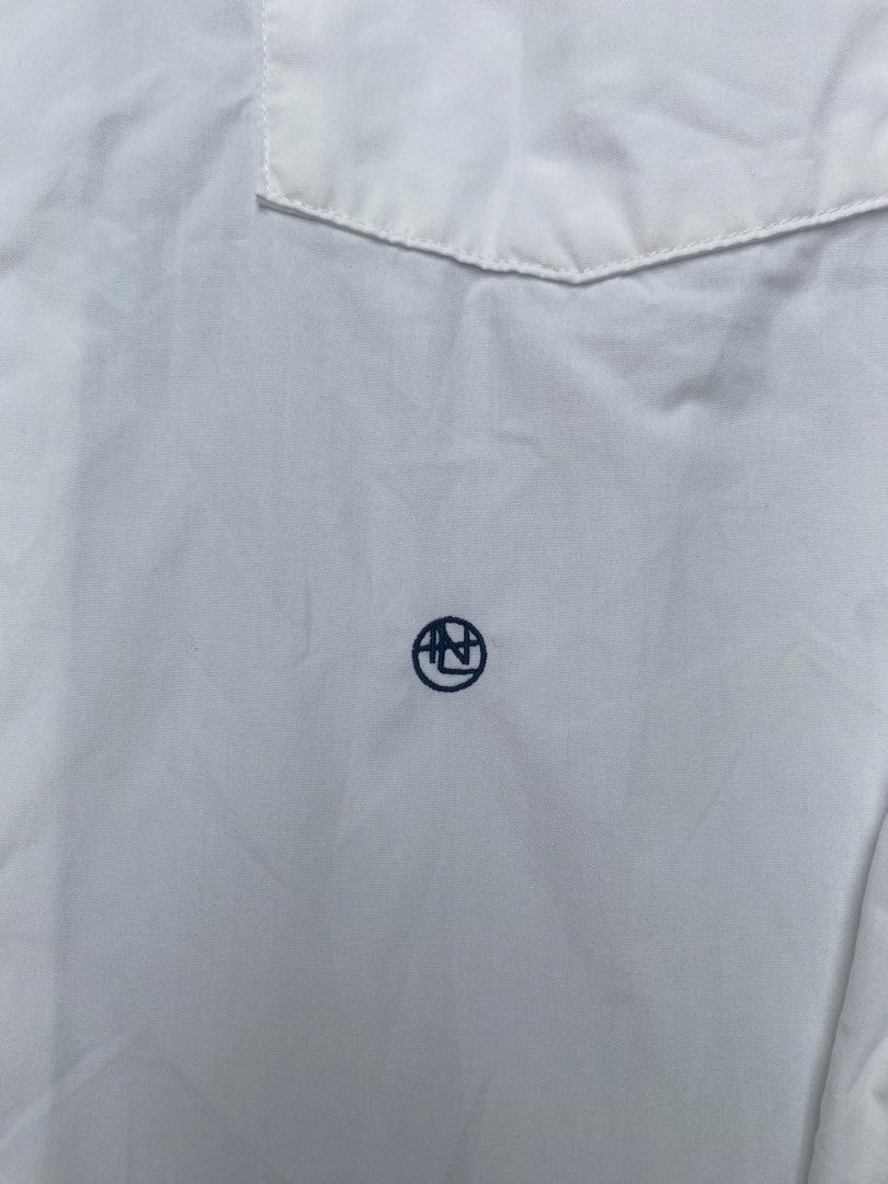 Nanamica Regular Wind Shirt (Category: Formal Shirts) located in Subic. Submitted by curatedbyyourstruly (Listing ID 1464435720, Image 2). Description: Nanamica Regular Wind Shirt Size Medium but oversize Excellent condition Dm me for more information.