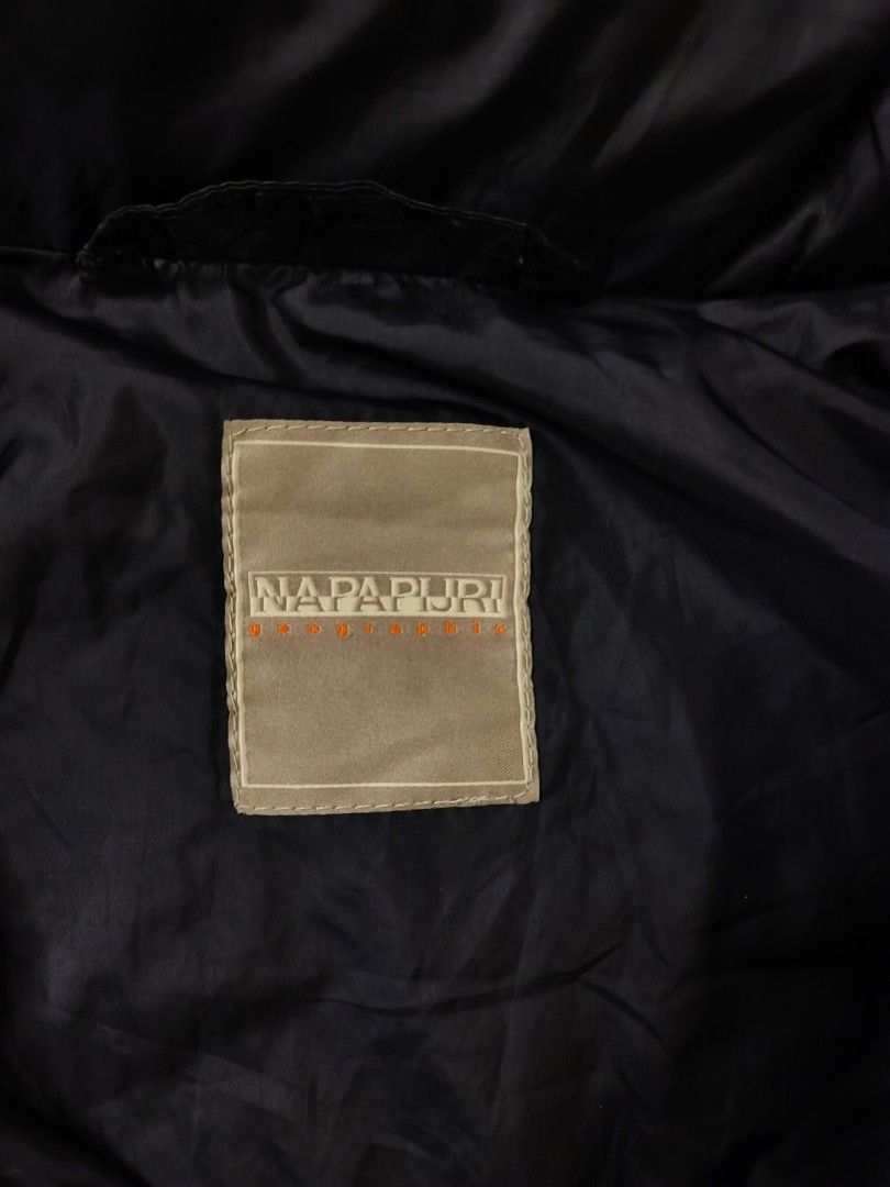 Napapijri Windbreaker with hood (Category: Coats, Jackets and Outerwear) located in San Fernando. Submitted by retro_d (Listing ID 1464554169, Image 3). Description: - Napapijri Windbreaker with hood - Size: Large on tag (W21.5/L27) - Condition: Excellent - Color Rate: 9.5/10 - No Issue.