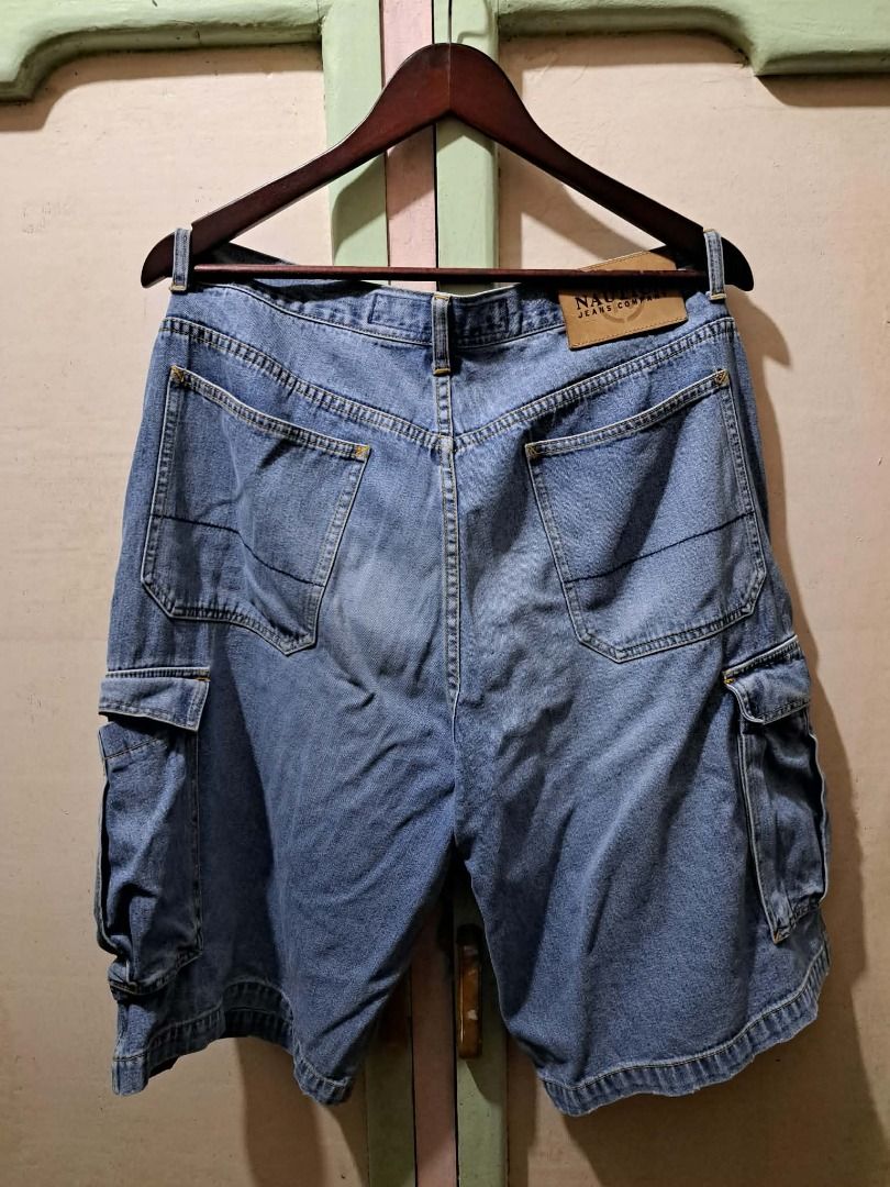 Nautica Cargo Jorts (Category: Shorts) located in Baguio. Submitted by 808sxul (Listing ID 1464483479, Image 2). Description: tagged 33, measured 34 17 waist 24 length 13 thigh 12 hem.