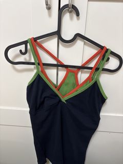 （分類：）位於 。 由 charmainee._. 提交（商品編號 1464500887，圖片 1）。簡介： 。