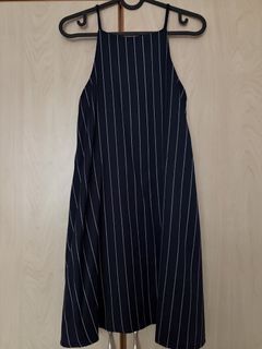 (Category: ) located in . Submitted by myexplodingwardrobe (Listing ID 1464446276, Image 1). Description: .