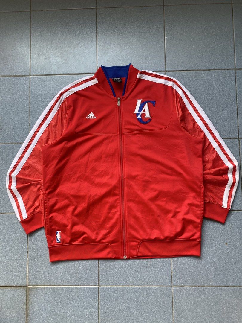 NBA LOS ANGELES CLIPPERS TRACK JACKET (Category: Coats, Jackets and Outerwear) located in Cabuyao City. Submitted by badthrift_pat (Listing ID 1464421601, Image 3). Description: NBA LOS ANGELES CLIPPERS TRACK JACKET 👕WIDTH:27.5 👕LENGTH:31.5 FLAWS:MINIMAL DOT STAIN 🏷️:999.