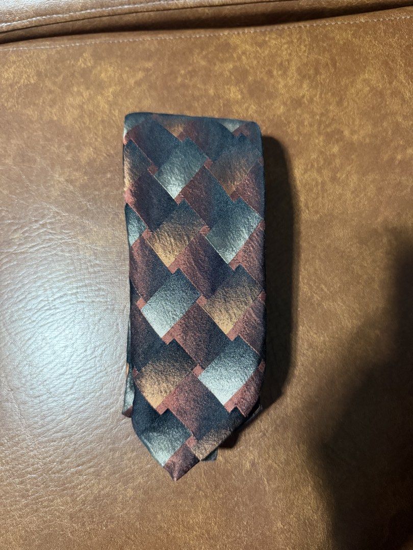 Neck tie (Category: Ties) located in Cavite. Submitted by ladymargo (Listing ID 1464411842, Image 1). Description: .