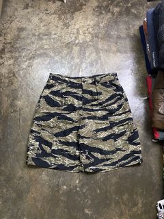 (Category: ) located in . Submitted by greendaythrift_ (Listing ID 1464536713, Image 1). Description: .