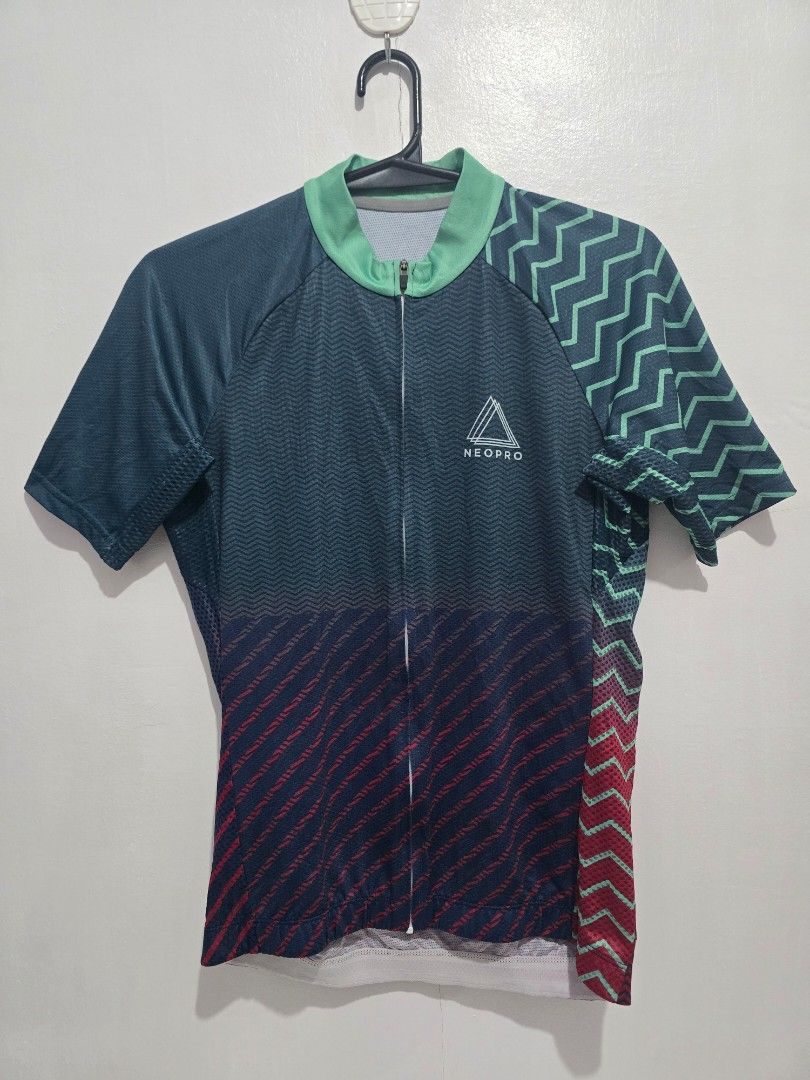 Neopro Cycling Jersey (Category: Activewear) located in Abuyog. Submitted by rmrtabs (Listing ID 1464412228, Image 1). Description: Neopro cycling jersey Size small to Semi medium Pro fit Color may vary due to lighting. Item is in Abuyog and Tacloban. Shipping is available via j&t. Note: All jerseys are pre-owned. Please expect normal signs of use and minor wear. Any significant flaws or issues will be clearly stated in the item's description. Th