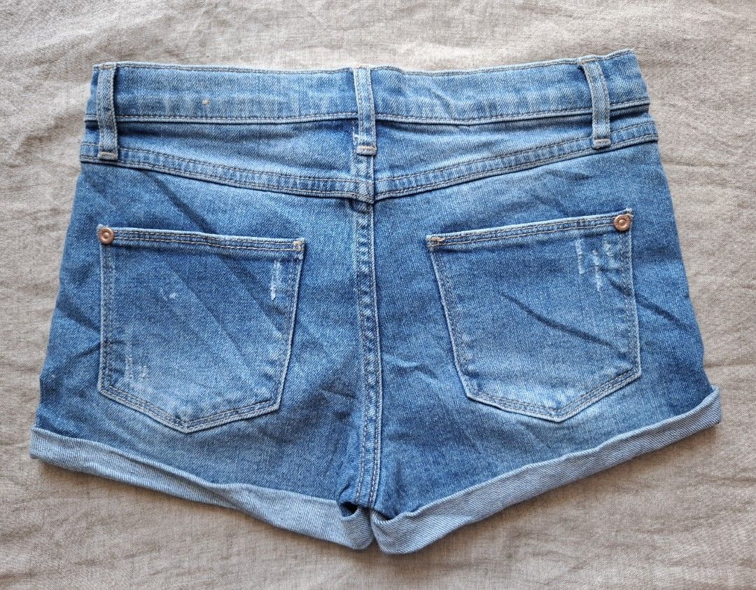 Net blue denim -140 cm 9-10years old (Category: Babies & Kids Fashion) located in Tanjay. Submitted by ukay_thriftybylj (Listing ID 1464366464, Image 3). Description: .