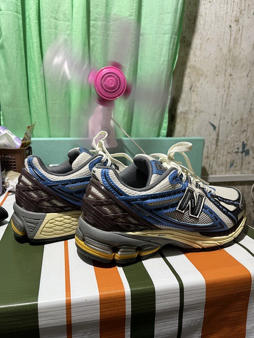 NEW BALANCE 1906R (Category: Sneakers) located in Iloilo. Submitted by hade2.0 (Listing ID 1464557217, Image 3). Description: EURO 40 CM 25.5.