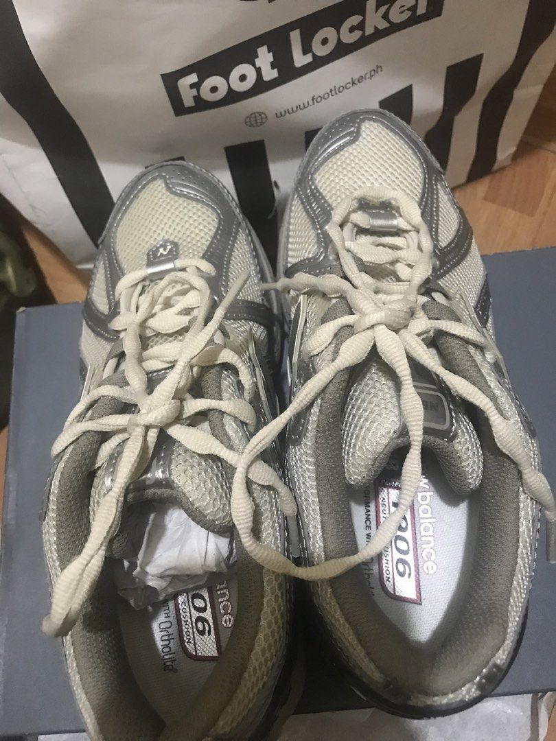 New Balance 1906R RCP "Refined Future" Silver (Category: Sneakers) located in Manila. Submitted by boldeagle-296e (Listing ID 1464499719, Image 3). Description: - Brand New Balance 1906R RCP 'Refined Future' sneakers - Color: Silver - Size: 5 US Men's / 6.5 US Women's - Includes original box and tags - Ideal for everyday wear and running -Negotiable.