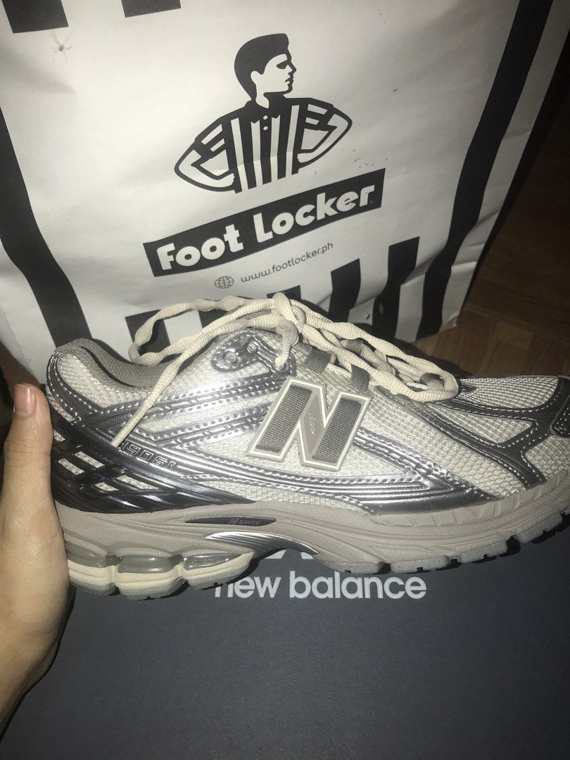 New Balance 1906R RCP "Refined Future" Silver (Category: Sneakers) located in Manila. Submitted by boldeagle-296e (Listing ID 1464499719, Image 1). Description: - Brand New Balance 1906R RCP 'Refined Future' sneakers - Color: Silver - Size: 5 US Men's / 6.5 US Women's - Includes original box and tags - Ideal for everyday wear and running -Negotiable.