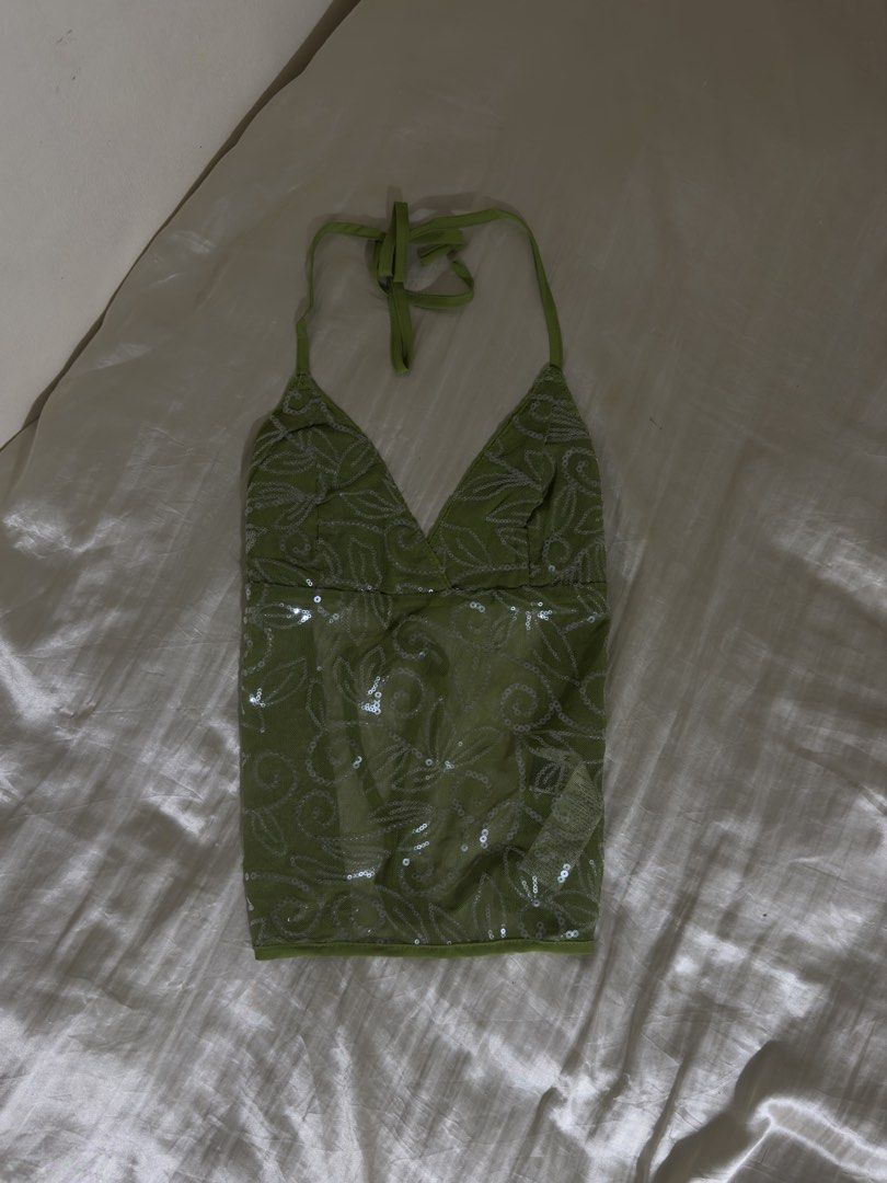 NEW SHEIN Green Sequin Halter Top with Floral Pattern (Category: Sleeveless) located in Legazpi City. Submitted by bouxloset (Listing ID 1464435211, Image 1). Description: xs-s BRANDNEW/never sinuot buyer shoulders sf (50+) 📍albay ship via jnt.