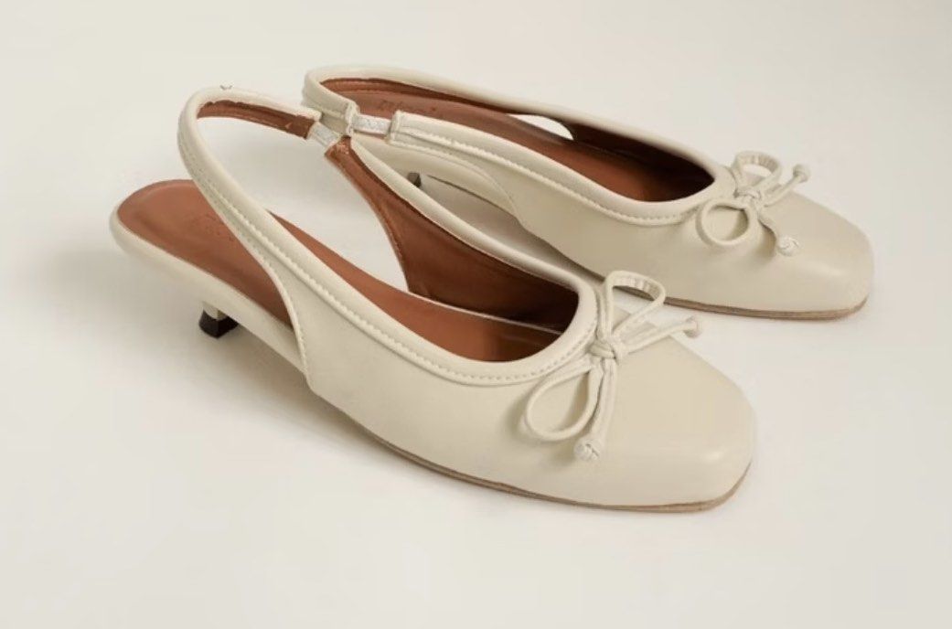 Nicola Studios Cream Closed Toe Kitten Heel (Category: Sandals) located in Makati City. Submitted by chiclane_ (Listing ID 1464488176, Image 1). Description: - details are in the photos - comes with the box note: brand stated for reach only! .