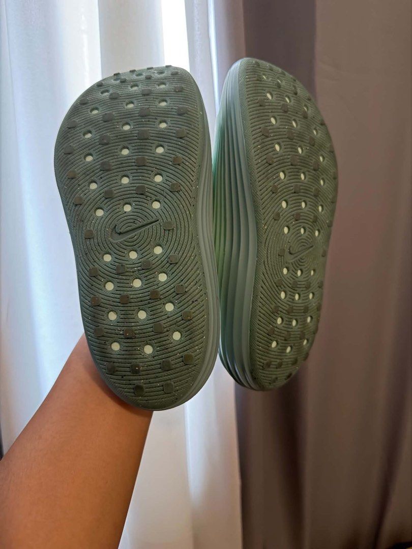 Nike (Category: Flats & Sandals) located in Manila. Submitted by perlitas (Listing ID 1464371645, Image 3). Description: Used once. Comes with box.