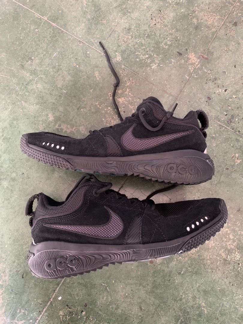 Nike ACG (Category: Sneakers) located in Andop. Submitted by oalyc (Listing ID 1464464924, Image 1). Description: Size 9.