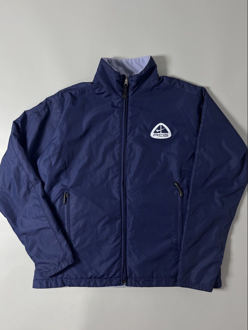 NIKE ACG REVERSIBLE JACKET (Category: Coats, Jackets and Outerwear) located in Mabalacat. Submitted by carlfinds (Listing ID 1464418994, Image 1). Description: “26Length “22Width Authentic/Legit Reversible & Lots of pockets Very good condition Mop gcash courier jnt.