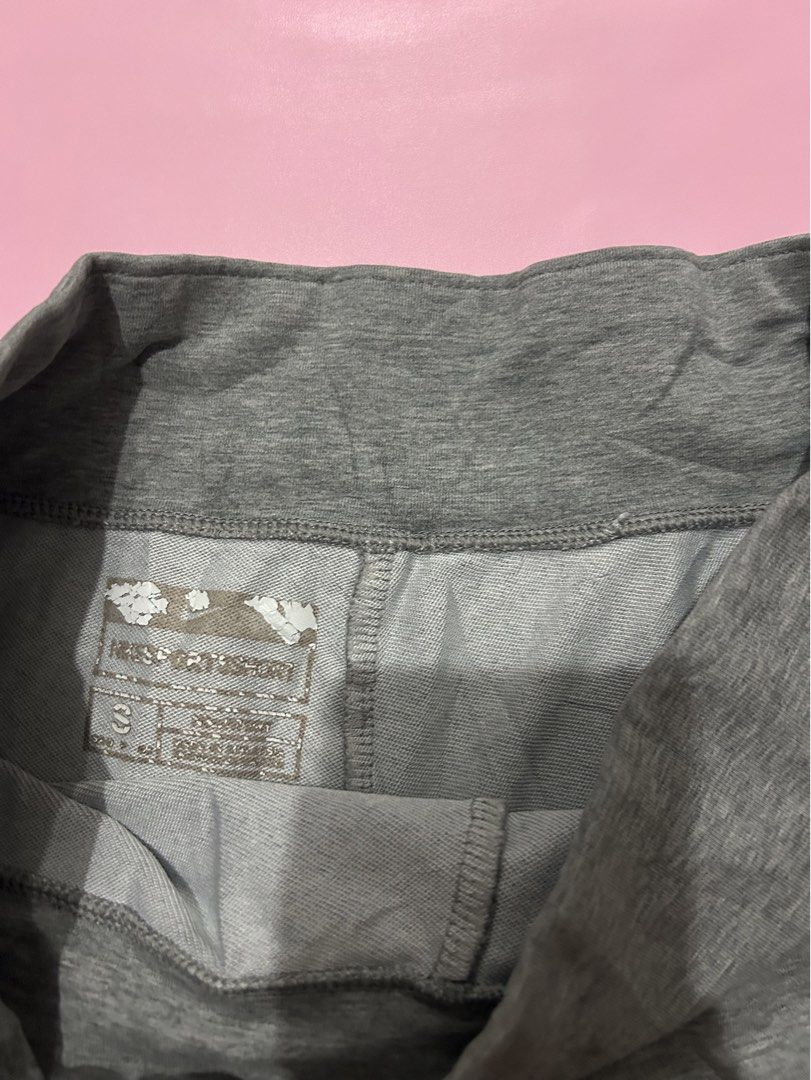 Nike Active Short (Category: Activewear) located in Manila. Submitted by chen_clybelles (Listing ID 1464512911, Image 2). Description: .