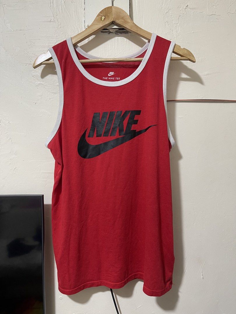 Nike Alumni Tank Top (Category: Sleep and Loungewear) located in Marikina City. Submitted by joshuaades21107 (Listing ID 1464361589, Image 1). Description: Nike alumni tank top Medium on tag can fit up to large Not sure if design nya yung lints or mga himulmol kasi every part meron declare ko nalang No crackprints Authentic✅ 9.8 color rate.