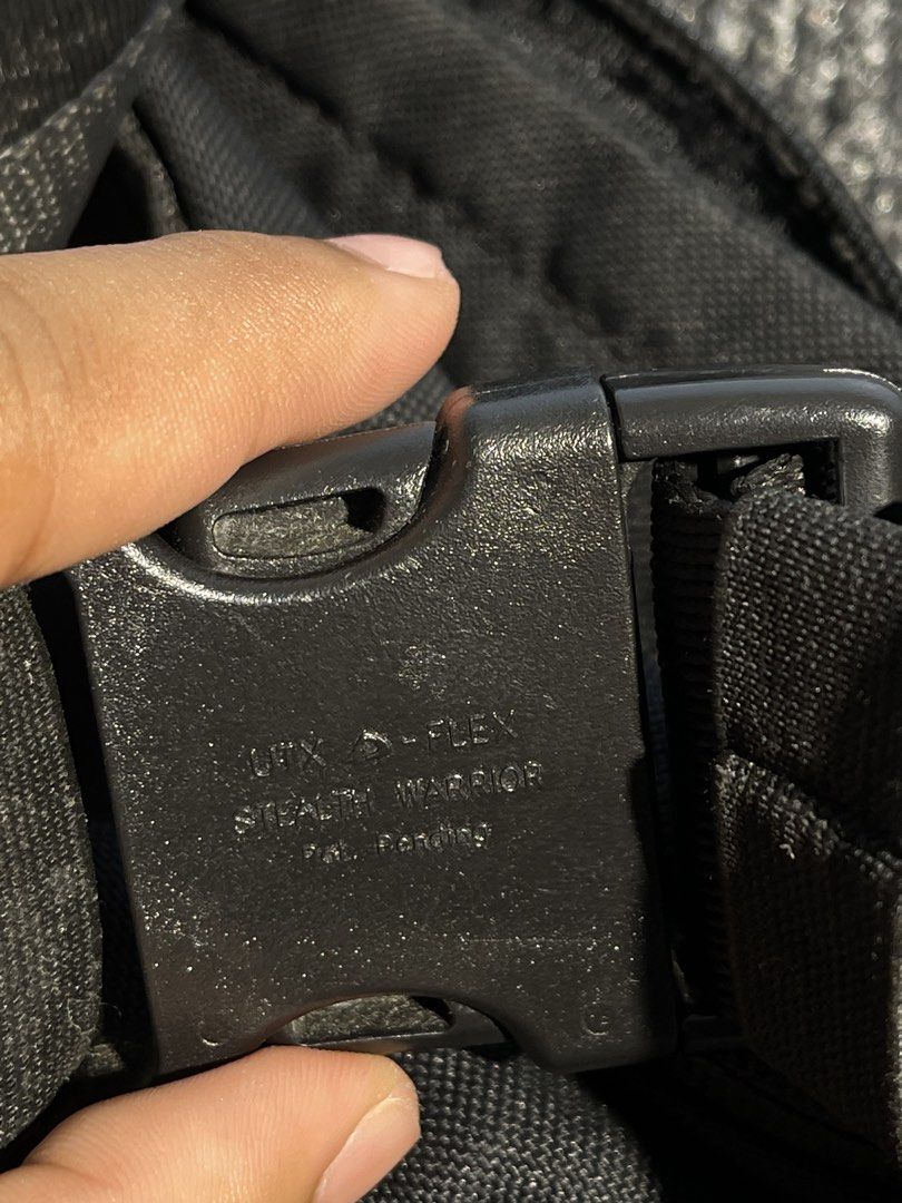 Nike belt bag (Category: Belt bags, Clutches and Pouches) located in Iloilo. Submitted by fast_flips_ilo (Listing ID 1464403319, Image 2). Description: .
