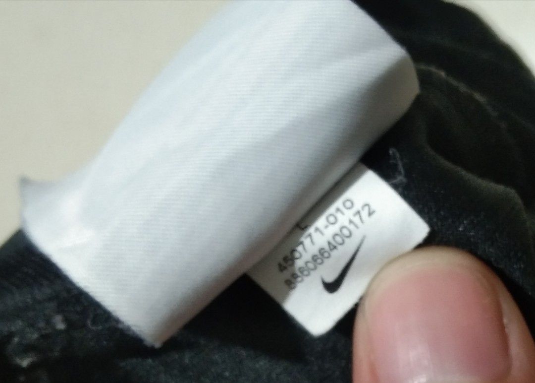 Nike Black Running Shorts Size L (Category: Activewear) located in Quezon City. Submitted by aljonbermu25659 (Listing ID 1464360256, Image 3). Description: - Black Nike running shorts - Size L - 100% Polyester - Comfortable elastic waistband - Reflective stripe details on sides and front - Perfect for workouts or casual wear.