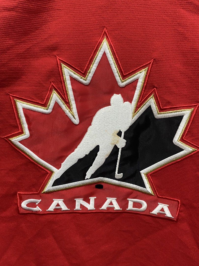 NIKE CANADA HOCKEY JERSEY (Category: Tshirts & Polo Shirts ) located in Rizal. Submitted by thrift.cartel (Listing ID 1464444286, Image 2). Description: NEED WASH.